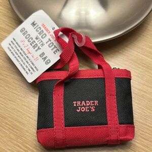 Trader Joe’s Expandable Tote Bag